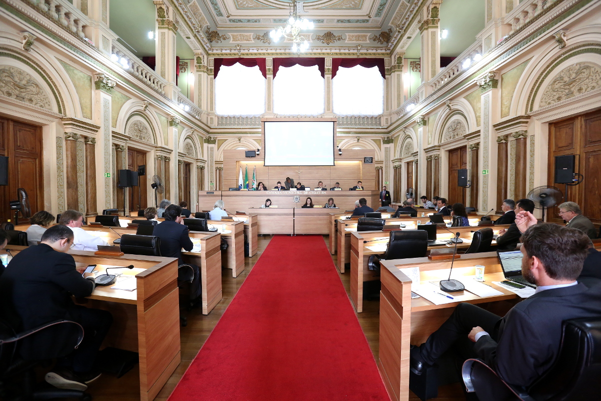 Sete emendas ao CuritibaPrev são aprovadas na Câmara