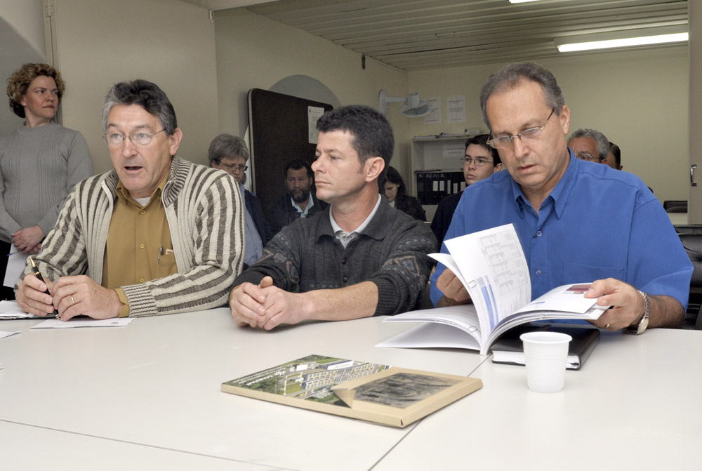 Sindicatos alertam para greve na Sanepar 