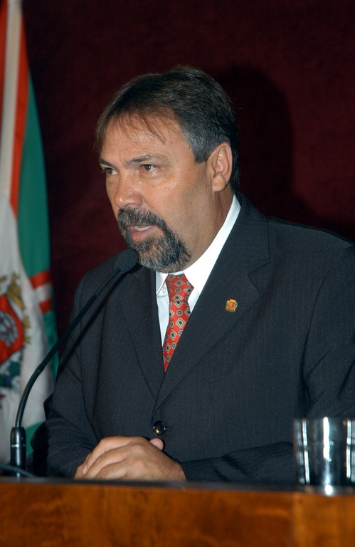 Tito Zeglin assume a Câmara de Curitiba 