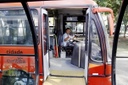 Uso de bermudas por motoristas de ônibus pode se estender por todo o ano