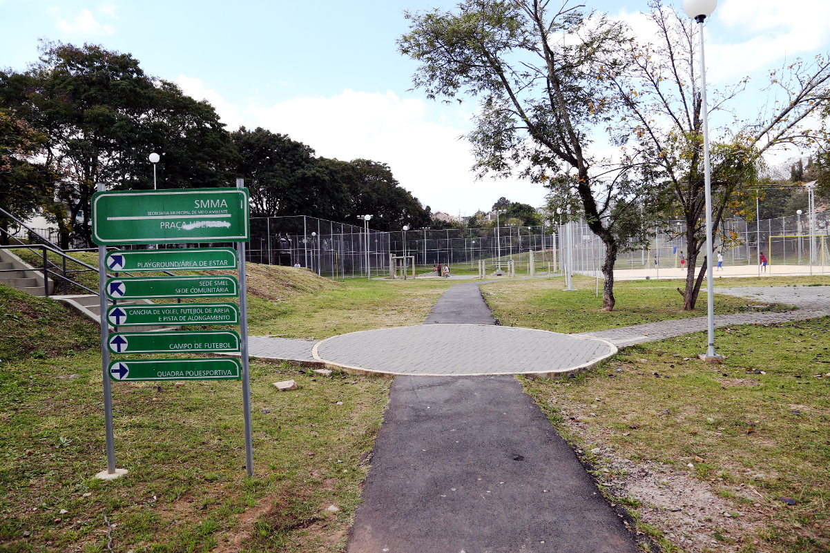 Vereador pede que Prefeitura acione construtora judicialmente