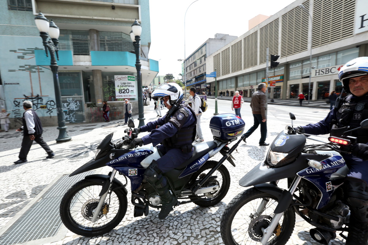 Vereador quer Guarda Municipal multando infrações de trânsito