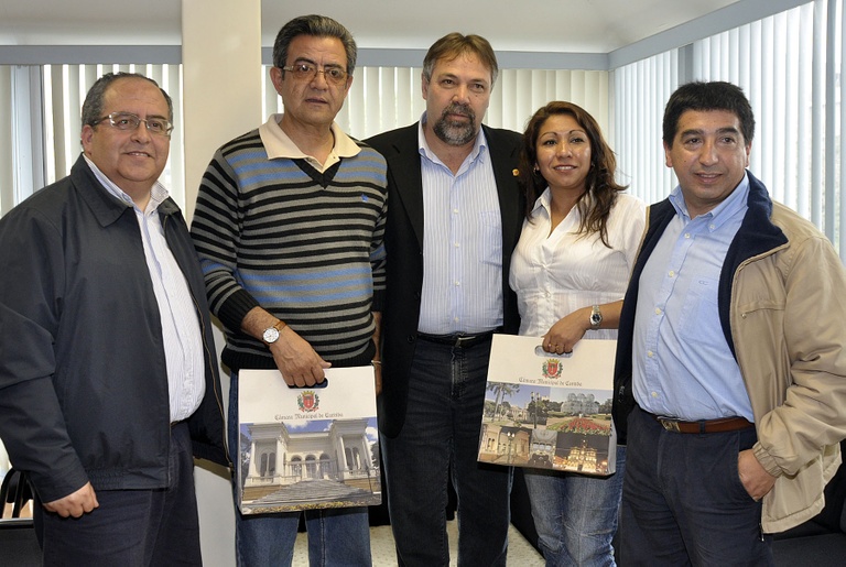 Vereadores chilenos visitam a Câmara  