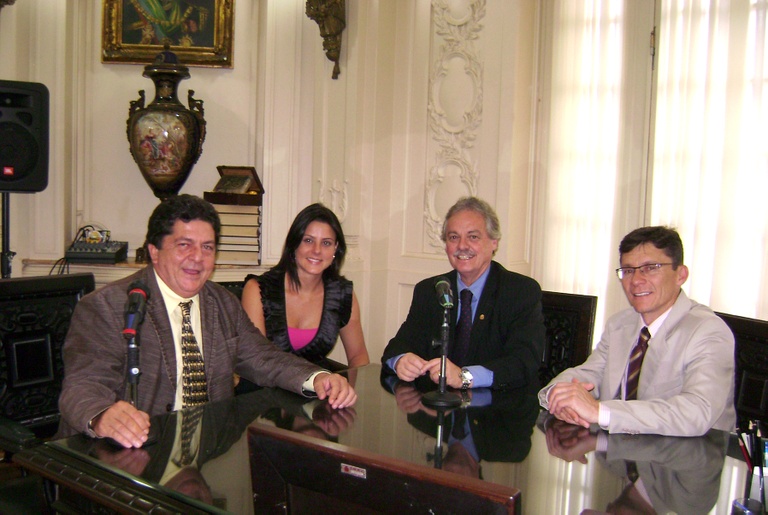 Vereadores de Curitiba visitam Câmara carioca 