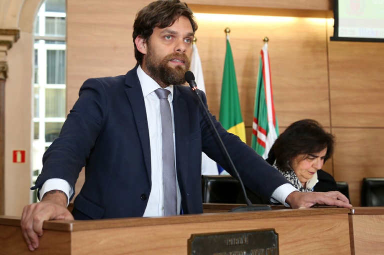 Vereadores divergem em plenário sobre  "Segunda sem carne"