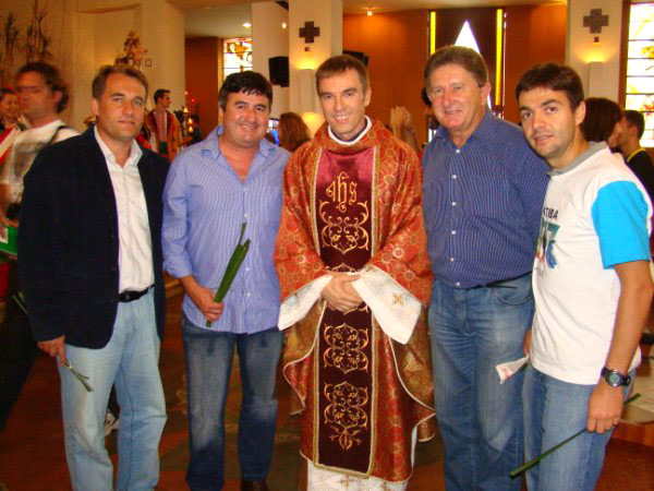 Vereadores prestigiam missa por Curitiba 