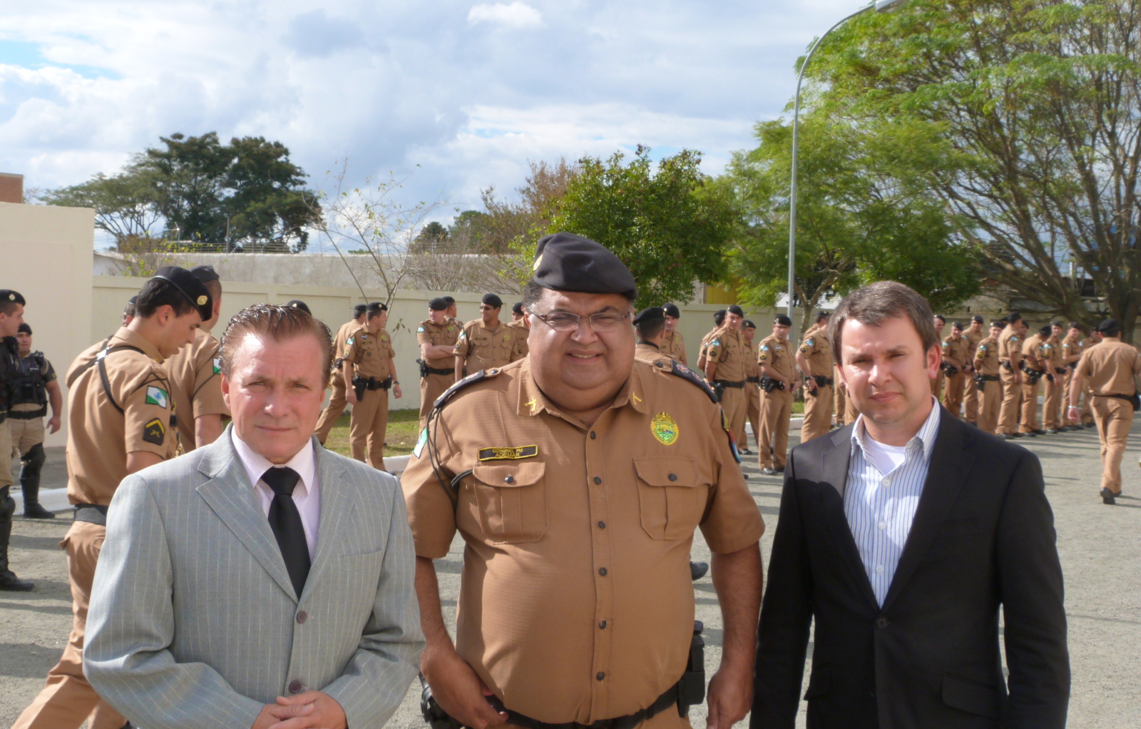 Vereadores prestigiam novo batalhão da PM 