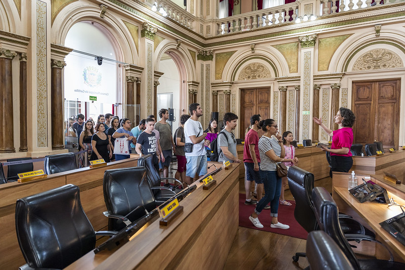 Visita guiada à Câmara revela histórias de Curitiba; inscrições estão abertas